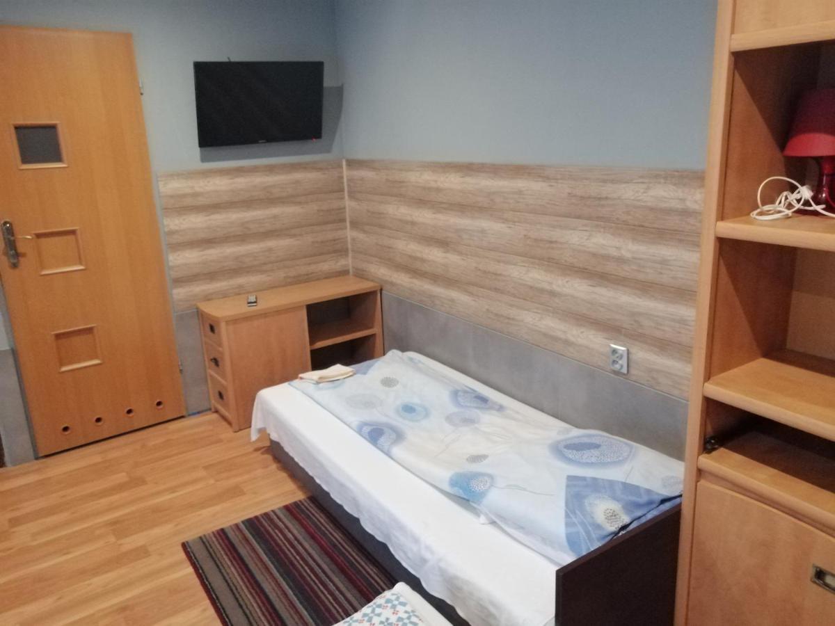 Pokoje Goscinne Polo Częstochowa Exterior foto